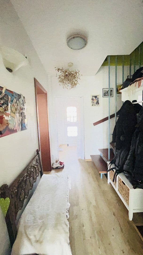 Prodej domu 130 m², pozemek 331 m², Lehrte, Dolní Sasko Prodej domu 130 m², pozemek 331 m², Lehrte, Dolní Sasko