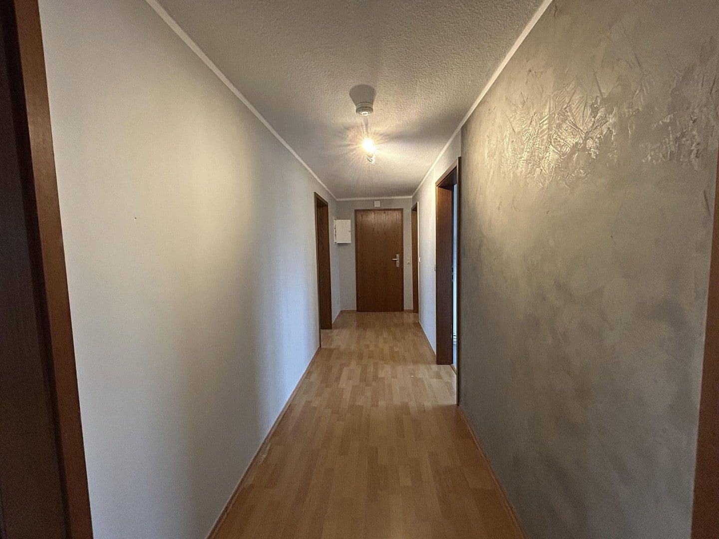Pronájem bytu 3+1 65 m², Velbert, Severní Porýní-Vestfálsko Pronájem bytu 3+1 65 m², Velbert, Severní Porýní-Vestfálsko