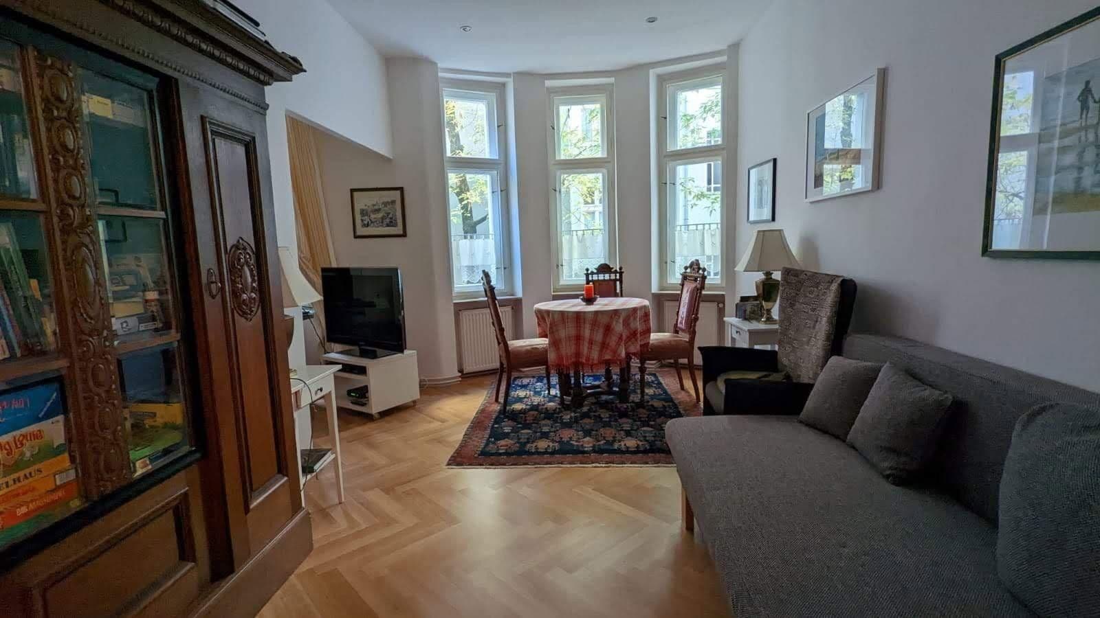 Pronájem bytu 2+1 58 m², Olbersstraße 6, Berlin, Berlín Pronájem bytu 2+1 58 m², Olbersstraße 6, Berlin, Berlín