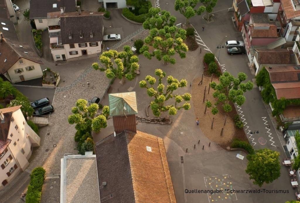 Pronájem bytu 3+1 115 m², Kaiserstrasse, Waldshut-Tiengen, Bádensko-Württembersko Pronájem bytu 3+1 115 m², Kaiserstrasse, Waldshut-Tiengen, Bádensko-Württembersko