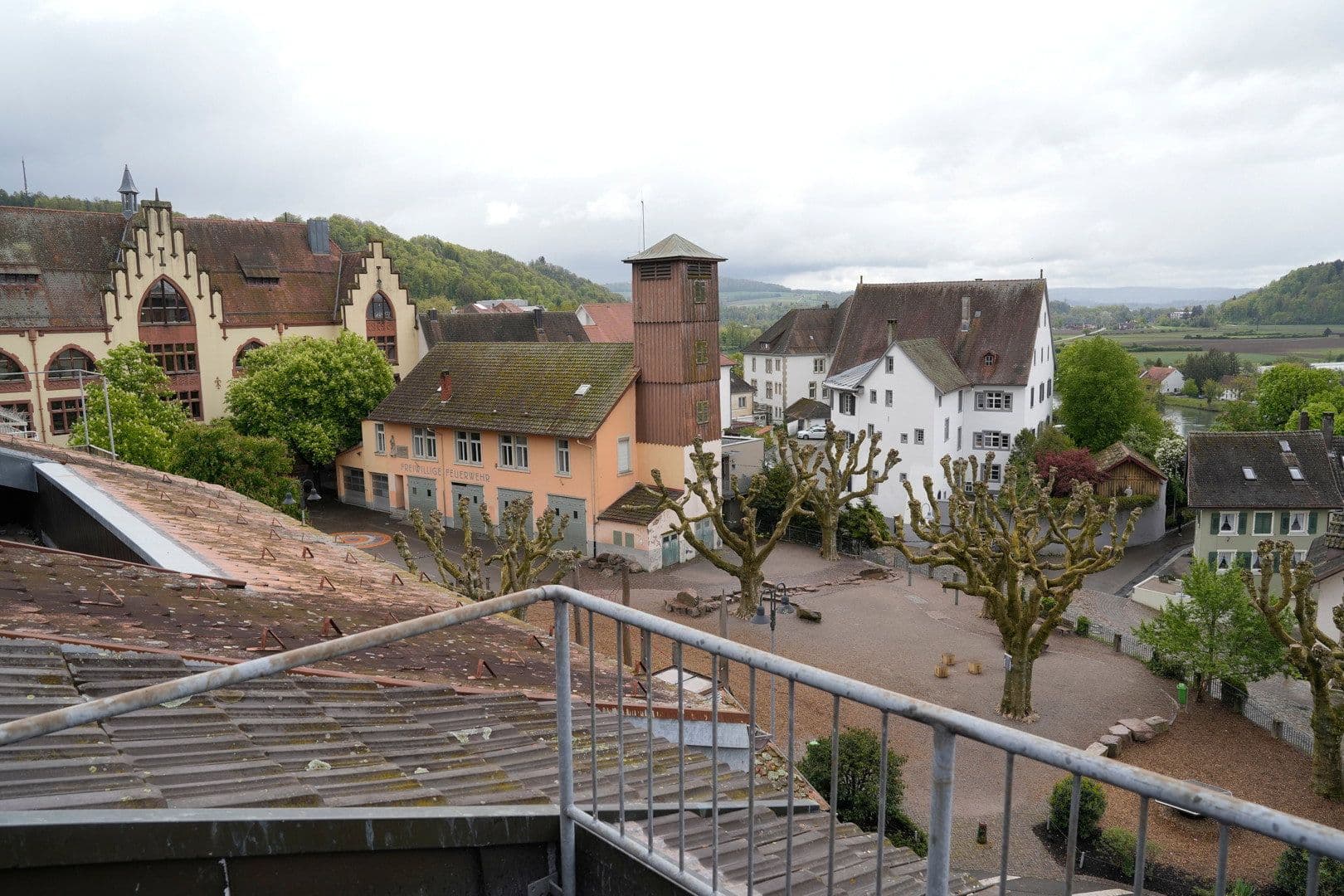 Pronájem bytu 3+1 115 m², Kaiserstrasse, Waldshut-Tiengen, Bádensko-Württembersko Pronájem bytu 3+1 115 m², Kaiserstrasse, Waldshut-Tiengen, Bádensko-Württembersko