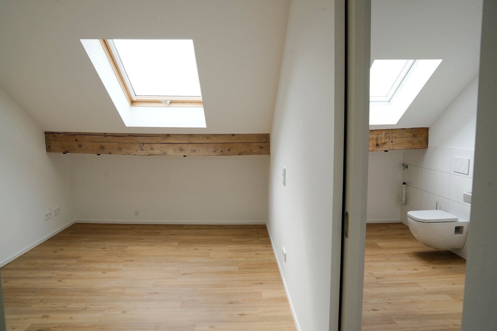 Pronájem bytu 3+1 115 m², Kaiserstrasse, Waldshut-Tiengen, Bádensko-Württembersko Pronájem bytu 3+1 115 m², Kaiserstrasse, Waldshut-Tiengen, Bádensko-Württembersko