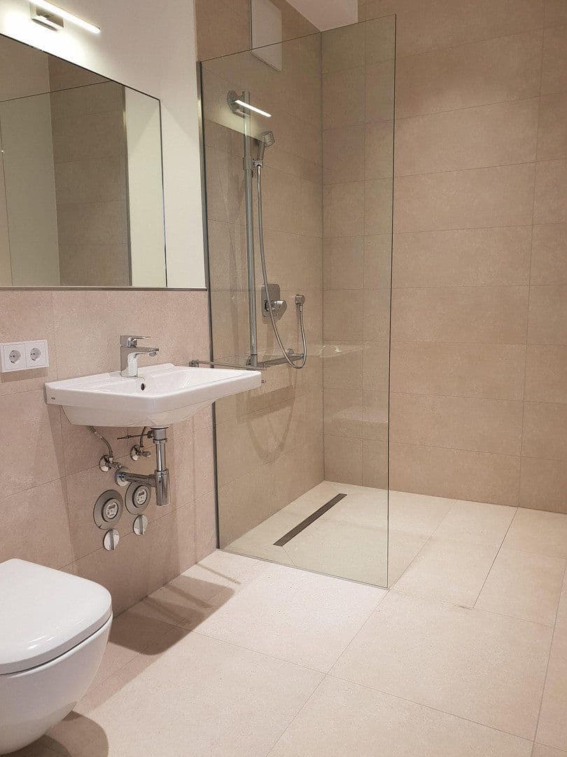 Pronájem bytu 2+1 48 m², Schützenstraße 29, Bad Tölz, Bavorsko Pronájem bytu 2+1 48 m², Schützenstraße 29, Bad Tölz, Bavorsko