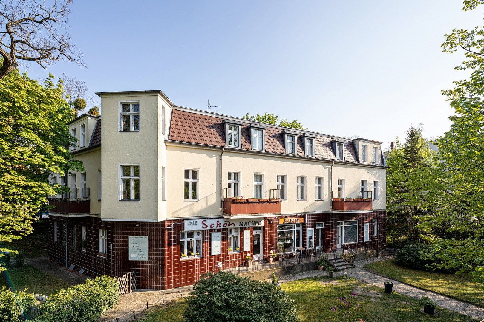 Prodej domu 825 m², pozemek 1.082 m², Berlin, Berlín Prodej domu 825 m², pozemek 1.082 m², Berlin, Berlín