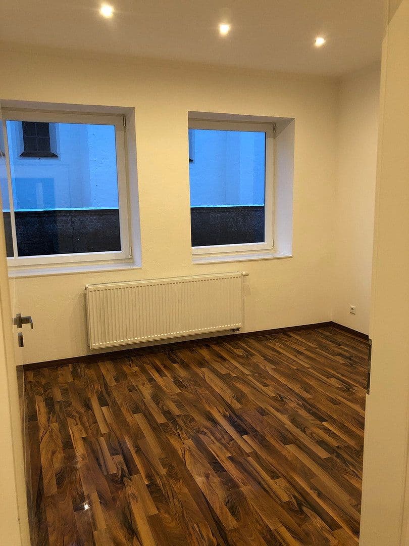 Pronájem bytu 3+1 75 m², Kirchberg 5, Breitenbrunn, Bavorsko Pronájem bytu 3+1 75 m², Kirchberg 5, Breitenbrunn, Bavorsko