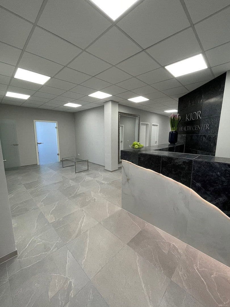 Pronájem kanceláře 395 m², Englmannstraße 2, München, Bavorsko Pronájem kanceláře 395 m², Englmannstraße 2, München, Bavorsko