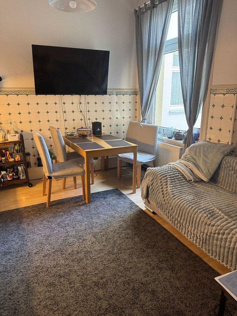 Pronájem bytu 2+1 77 m², Mühlendamm 51, Hamburg-Nord - Hamburg Hohenfelde, Hamburg Pronájem bytu 2+1 77 m², Mühlendamm 51, Hamburg-Nord - Hamburg Hohenfelde, Hamburg