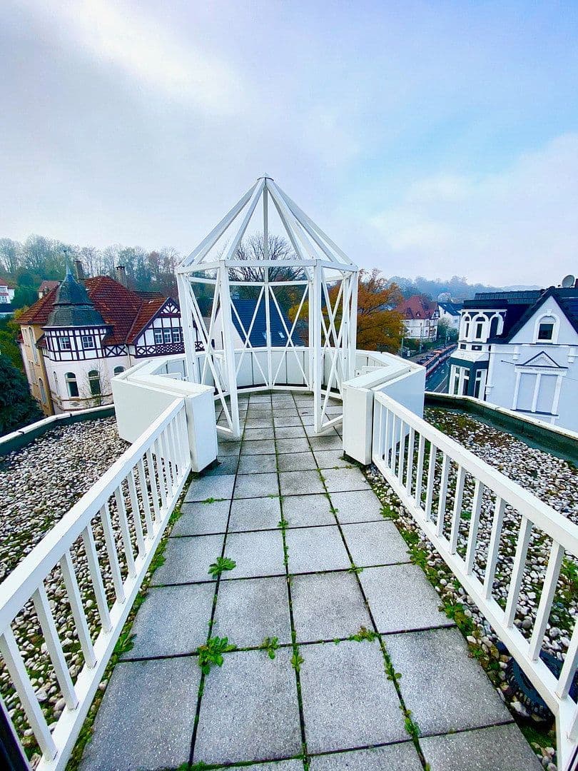 Pronájem bytu 2+1 112 m², Detmolder Str. 43, Bielefeld, Severní Porýní-Vestfálsko Pronájem bytu 2+1 112 m², Detmolder Str. 43, Bielefeld, Severní Porýní-Vestfálsko