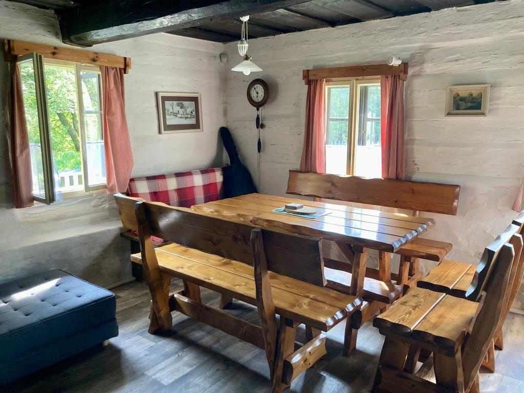 Prodej chaty, chalupy 110 m², pozemek 1.035 m², Křižánky, Kraj Vysočina Prodej chaty, chalupy 110 m², pozemek 1.035 m², Křižánky, Kraj Vysočina