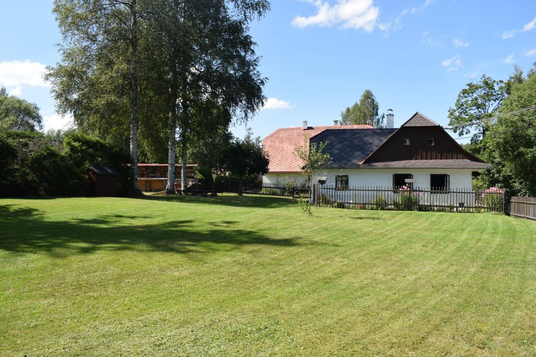 Prodej chaty, chalupy 110 m², pozemek 1.035 m², Křižánky, Kraj Vysočina Prodej chaty, chalupy 110 m², pozemek 1.035 m², Křižánky, Kraj Vysočina