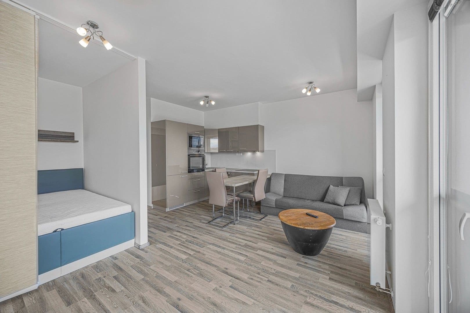 Pronájem bytu 1+kk 34 m², Emy Destinové, Jinočany, Středočeský kraj Pronájem bytu 1+kk 34 m², Emy Destinové, Jinočany, Středočeský kraj