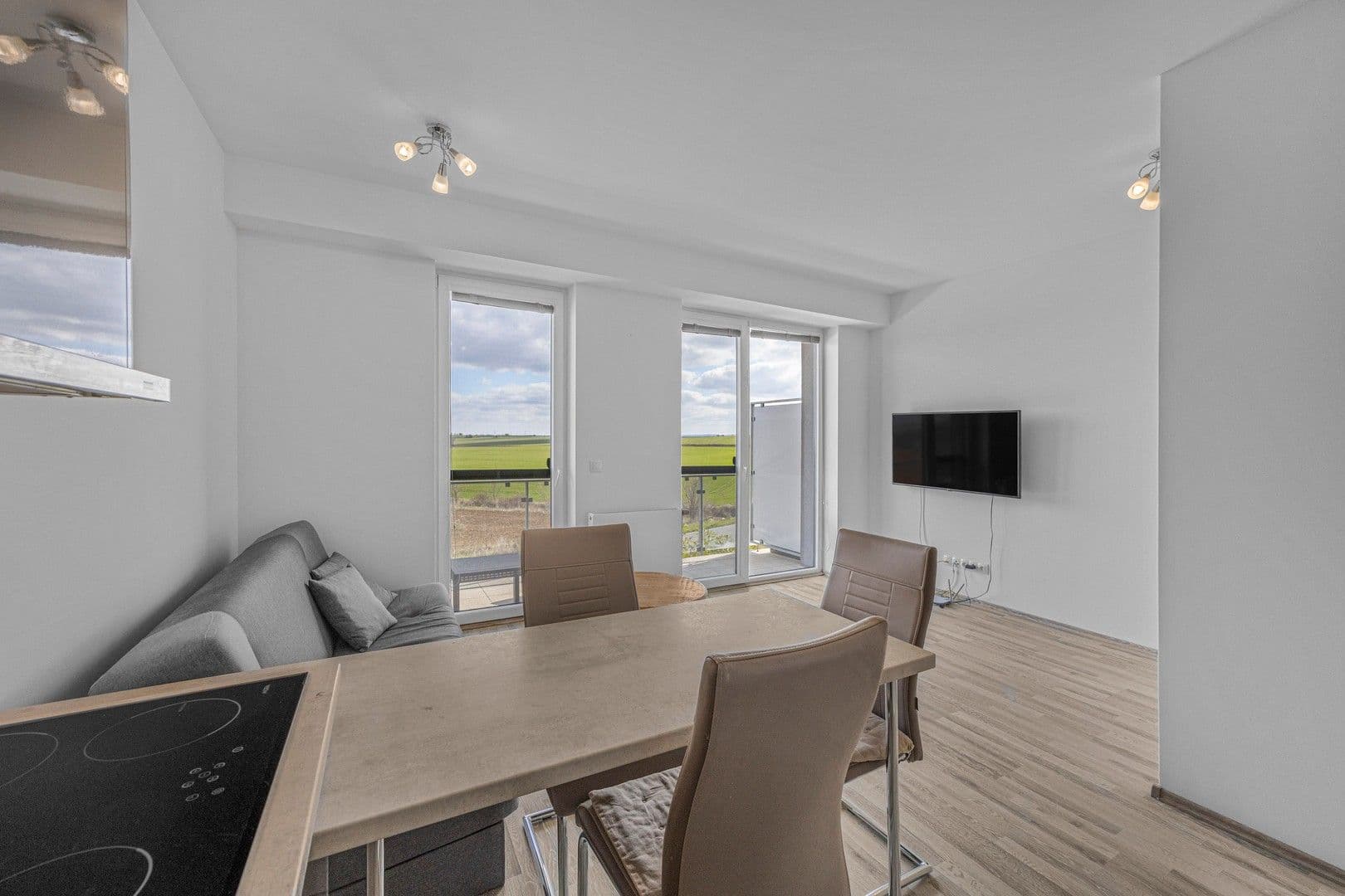 Pronájem bytu 1+kk 34 m², Emy Destinové, Jinočany, Středočeský kraj Pronájem bytu 1+kk 34 m², Emy Destinové, Jinočany, Středočeský kraj