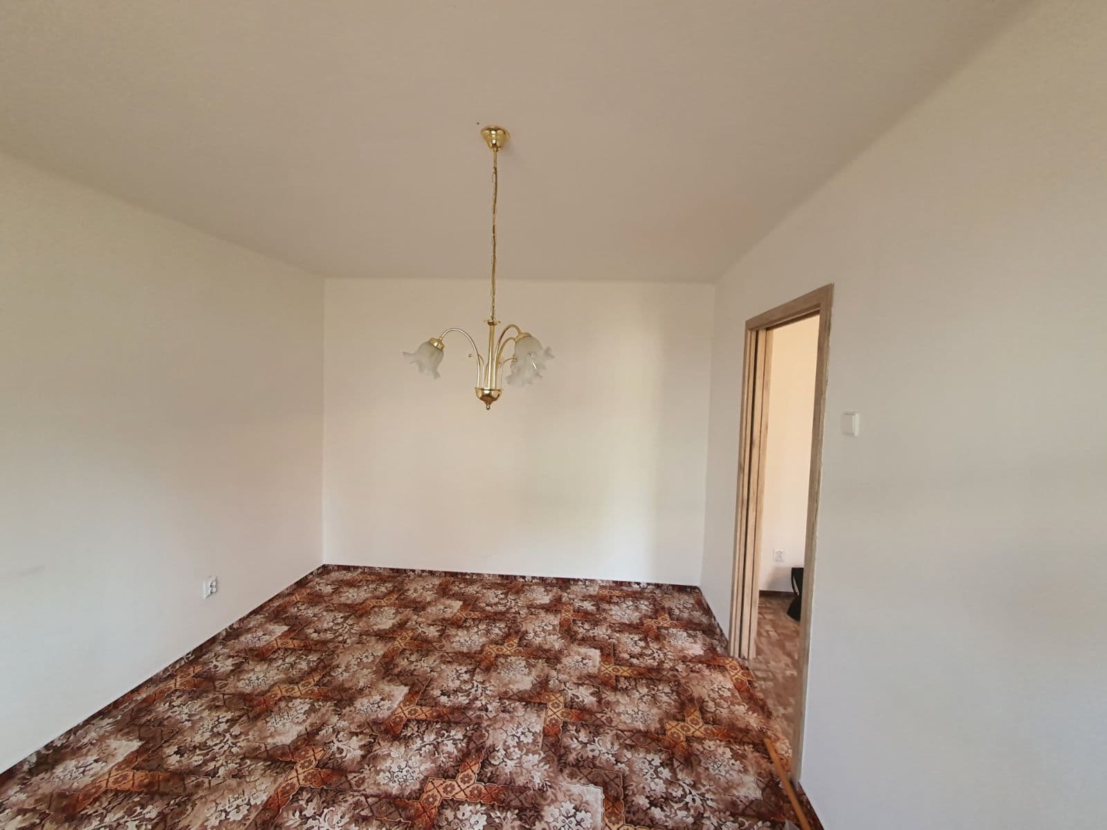 Pronájem bytu 2+1 50 m², Dlouhá, Horní Slavkov, Karlovarský kraj Pronájem bytu 2+1 50 m², Dlouhá, Horní Slavkov, Karlovarský kraj