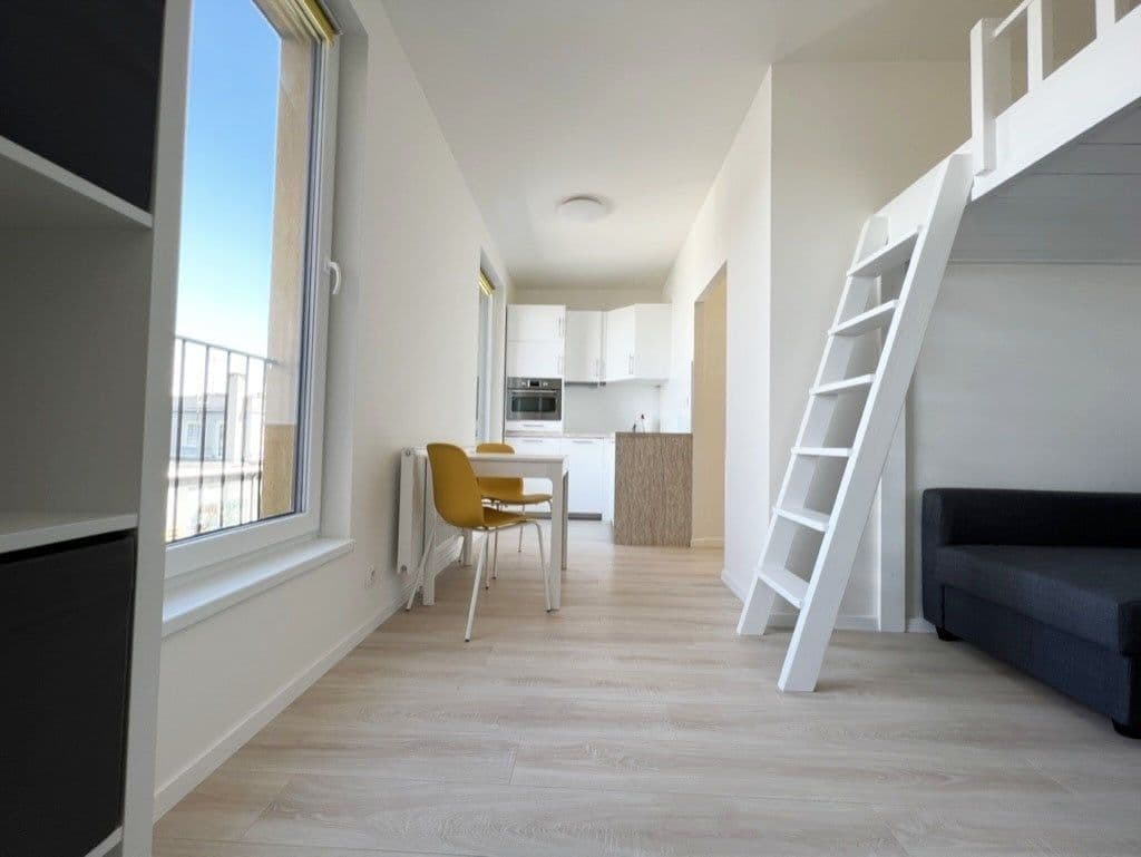 Pronájem bytu 1+kk 23 m², Poděbradská, Praha, Praha Pronájem bytu 1+kk 23 m², Poděbradská, Praha, Praha