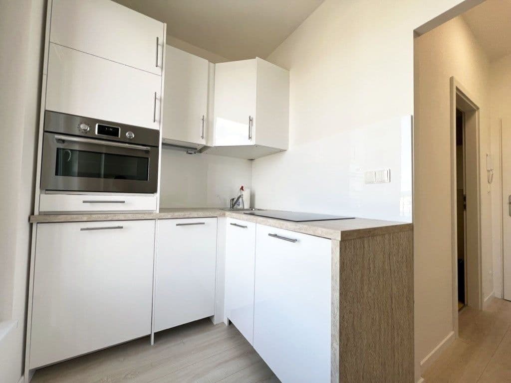 Pronájem bytu 1+kk 23 m², Poděbradská, Praha, Praha Pronájem bytu 1+kk 23 m², Poděbradská, Praha, Praha