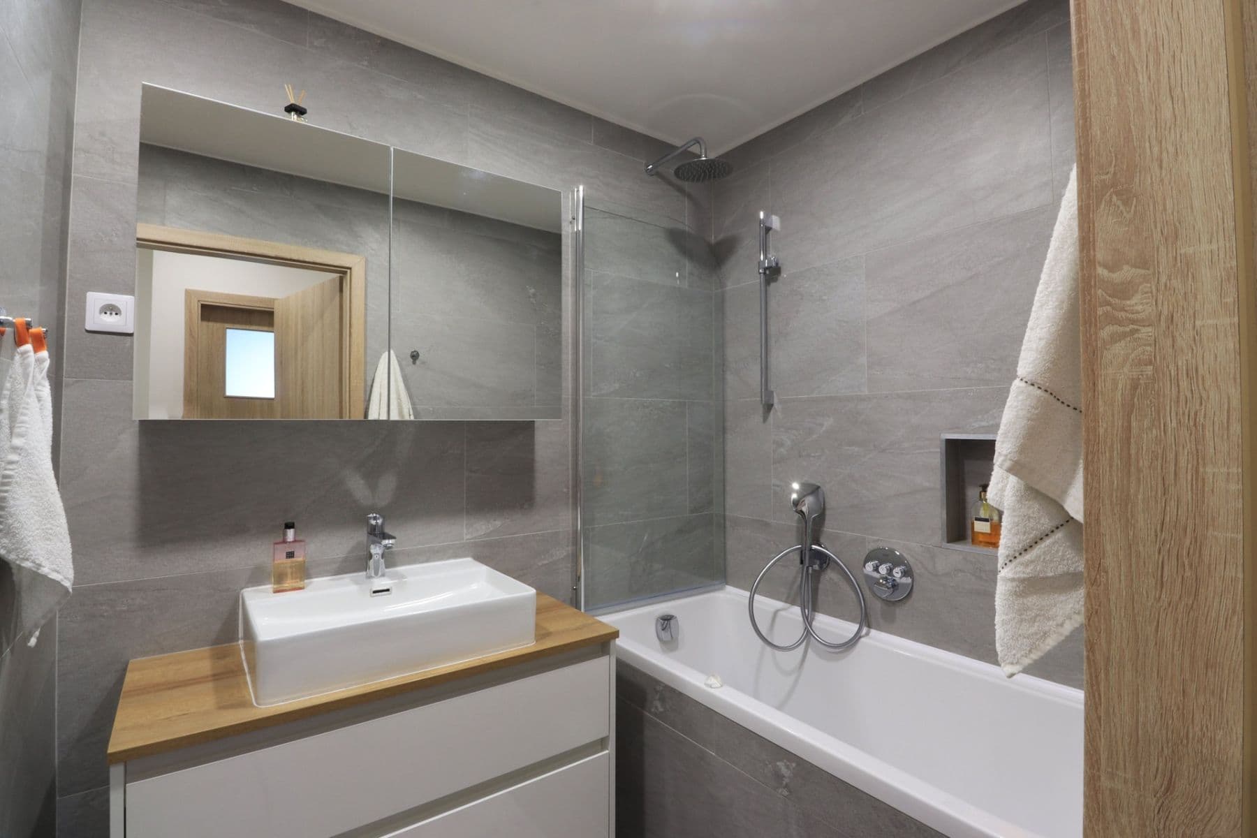 Pronájem bytu 3+kk 68 m², Vokáčova, Praha, Praha Pronájem bytu 3+kk 68 m², Vokáčova, Praha, Praha