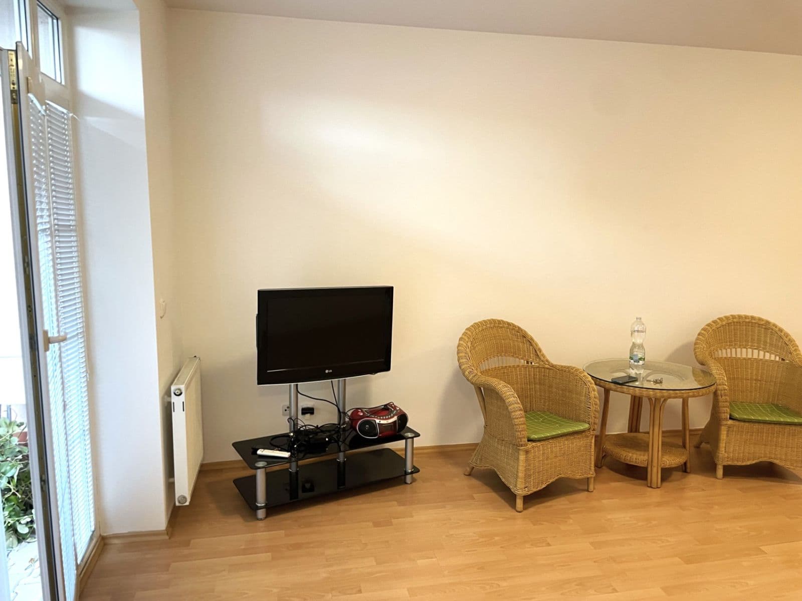 Prodej bytu 1+kk 45 m², Ve Stromkách, Vestec, Středočeský kraj Prodej bytu 1+kk 45 m², Ve Stromkách, Vestec, Středočeský kraj