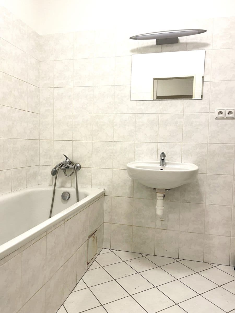 Prodej bytu 1+kk 45 m², Ve Stromkách, Vestec, Středočeský kraj Prodej bytu 1+kk 45 m², Ve Stromkách, Vestec, Středočeský kraj