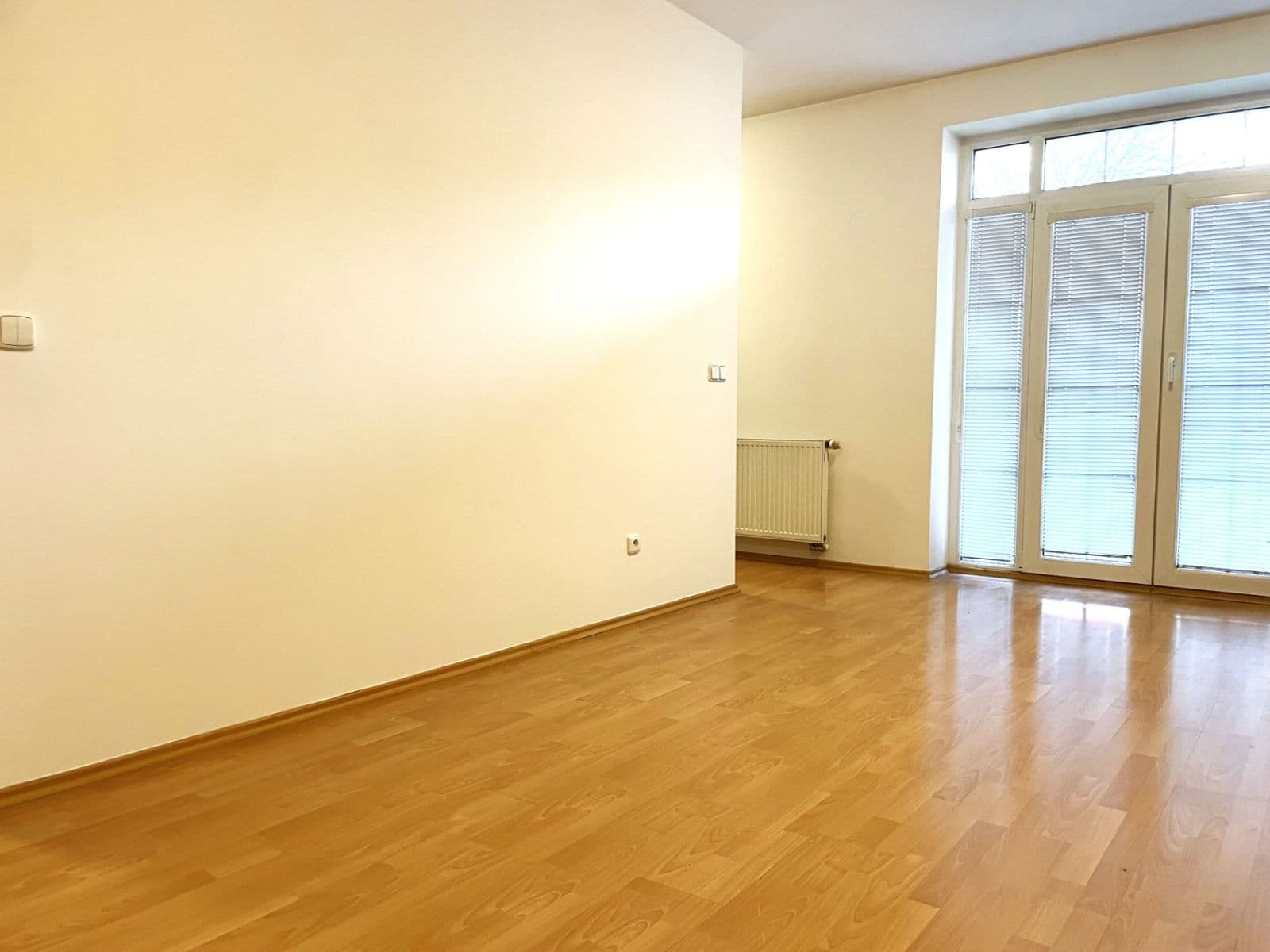 Prodej bytu 1+kk 45 m², Ve Stromkách, Vestec, Středočeský kraj Prodej bytu 1+kk 45 m², Ve Stromkách, Vestec, Středočeský kraj