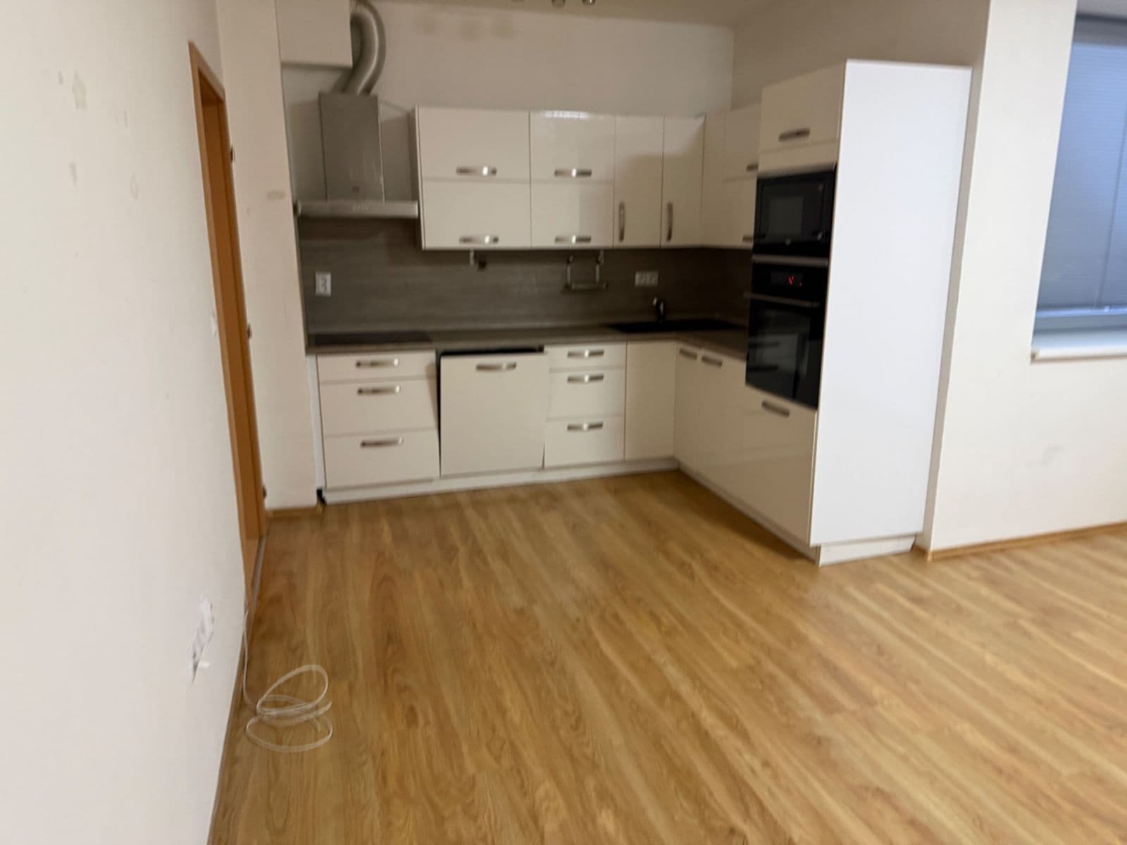 Pronájem bytu 3+kk 70 m², Nezamyslova, Písek, Jihočeský kraj Pronájem bytu 3+kk 70 m², Nezamyslova, Písek, Jihočeský kraj