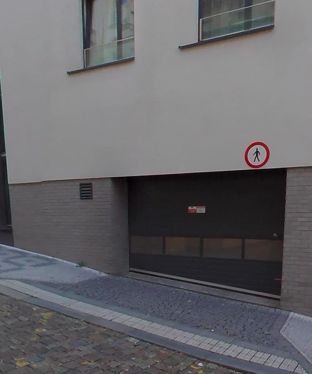 Pronájem garáže 15 m², Krásova, Praha, Praha Pronájem garáže 15 m², Krásova, Praha, Praha