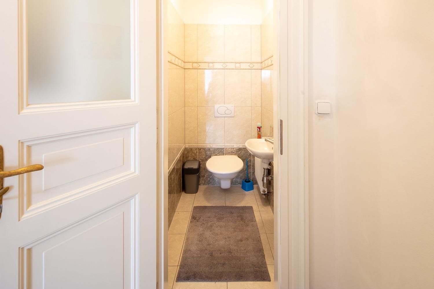 Pronájem bytu, náměstí Jiřího z Poděbrad, Praha, Praha Pronájem bytu, náměstí Jiřího z Poděbrad, Praha, Praha