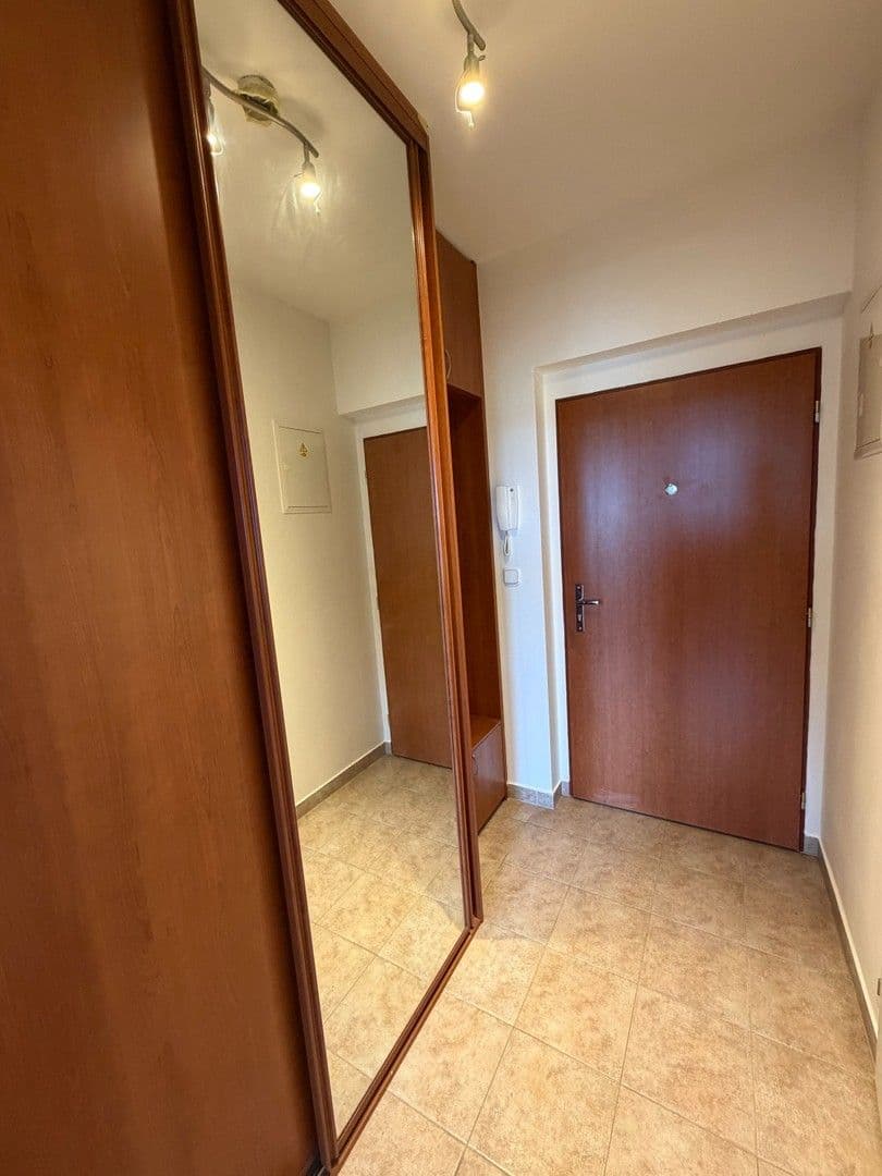 Pronájem bytu 1+kk 28 m², Mattioliho, Praha, Praha Pronájem bytu 1+kk 28 m², Mattioliho, Praha, Praha