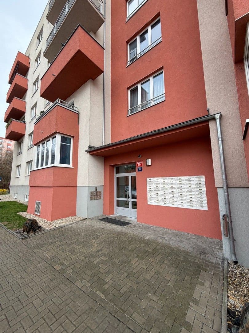 Pronájem bytu 1+kk 28 m², Mattioliho, Praha, Praha Pronájem bytu 1+kk 28 m², Mattioliho, Praha, Praha