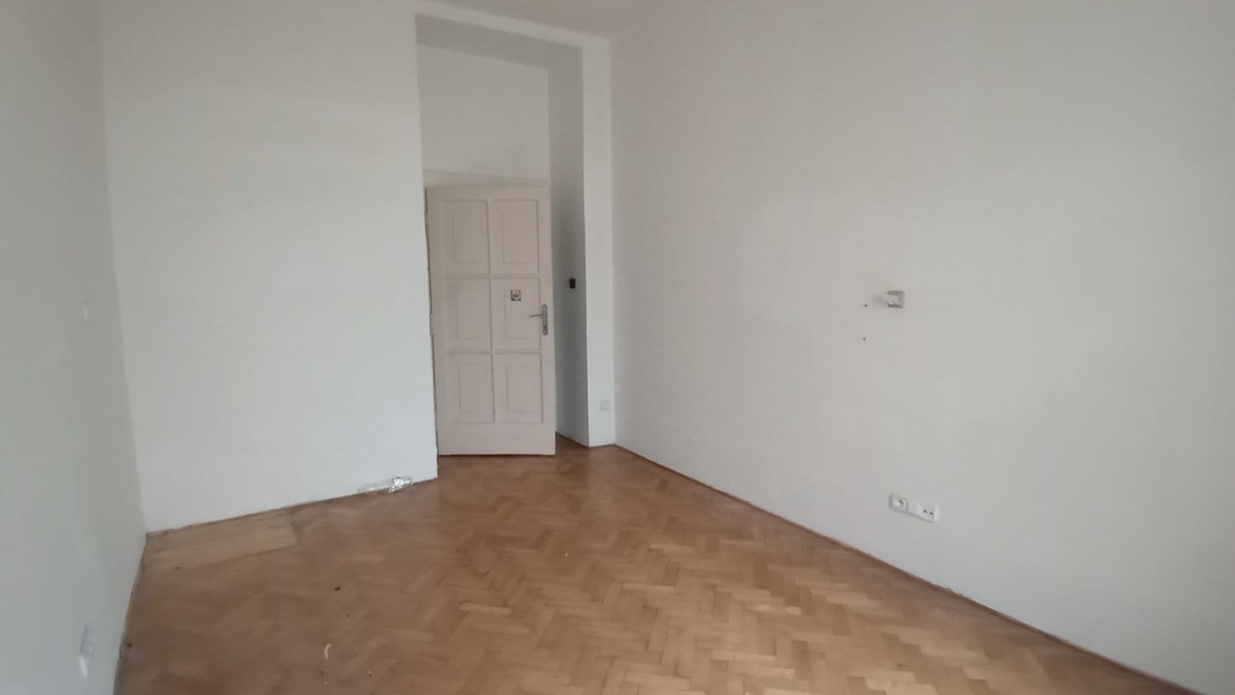 Pronájem nebytového prostoru 41 m², Radhošťská, Praha, Praha Pronájem nebytového prostoru 41 m², Radhošťská, Praha, Praha