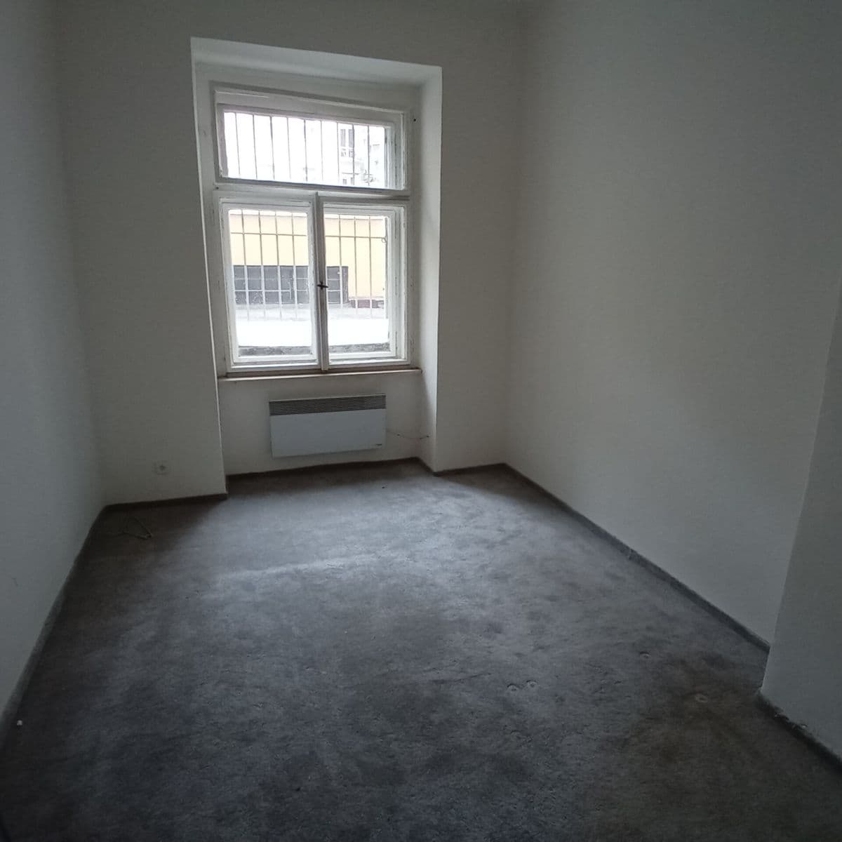 Pronájem nebytového prostoru 41 m², Radhošťská, Praha, Praha Pronájem nebytového prostoru 41 m², Radhošťská, Praha, Praha