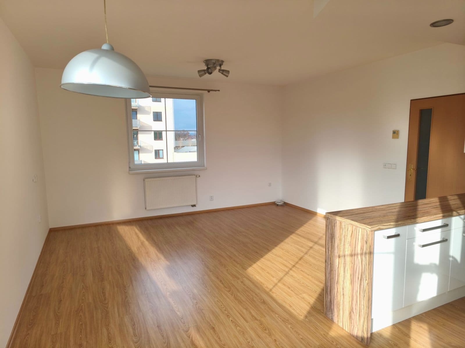 Prodej bytu 2+kk 57 m², Okrová, Náchod, Královéhradecký kraj Prodej bytu 2+kk 57 m², Okrová, Náchod, Královéhradecký kraj