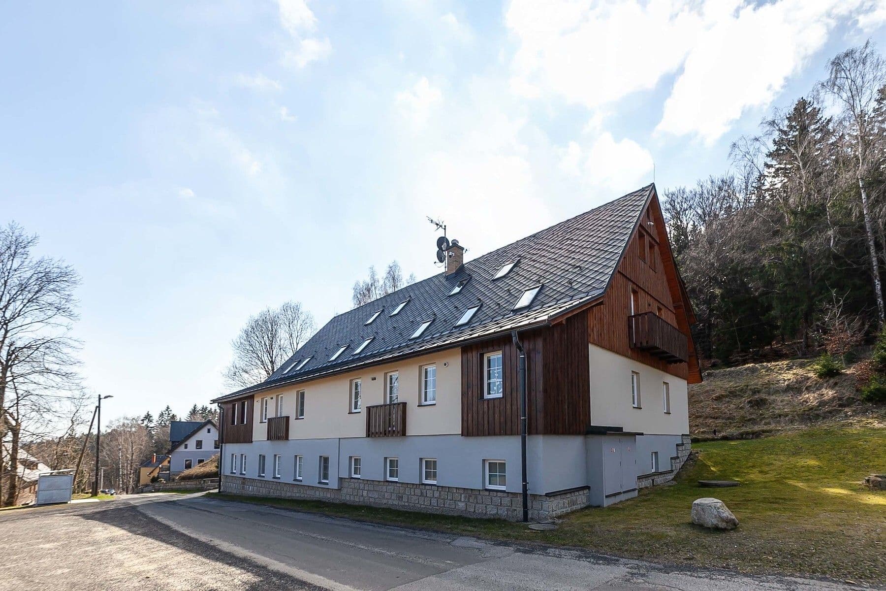 Prodej bytu 2+kk 55 m², Janov nad Nisou, Liberecký kraj Prodej bytu 2+kk 55 m², Janov nad Nisou, Liberecký kraj