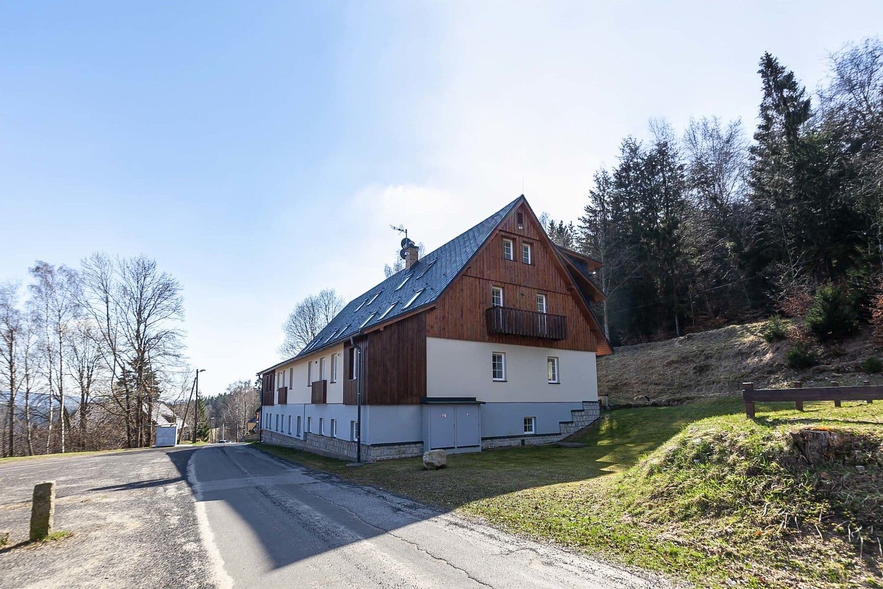 Prodej bytu 2+kk 55 m², Janov nad Nisou, Liberecký kraj Prodej bytu 2+kk 55 m², Janov nad Nisou, Liberecký kraj
