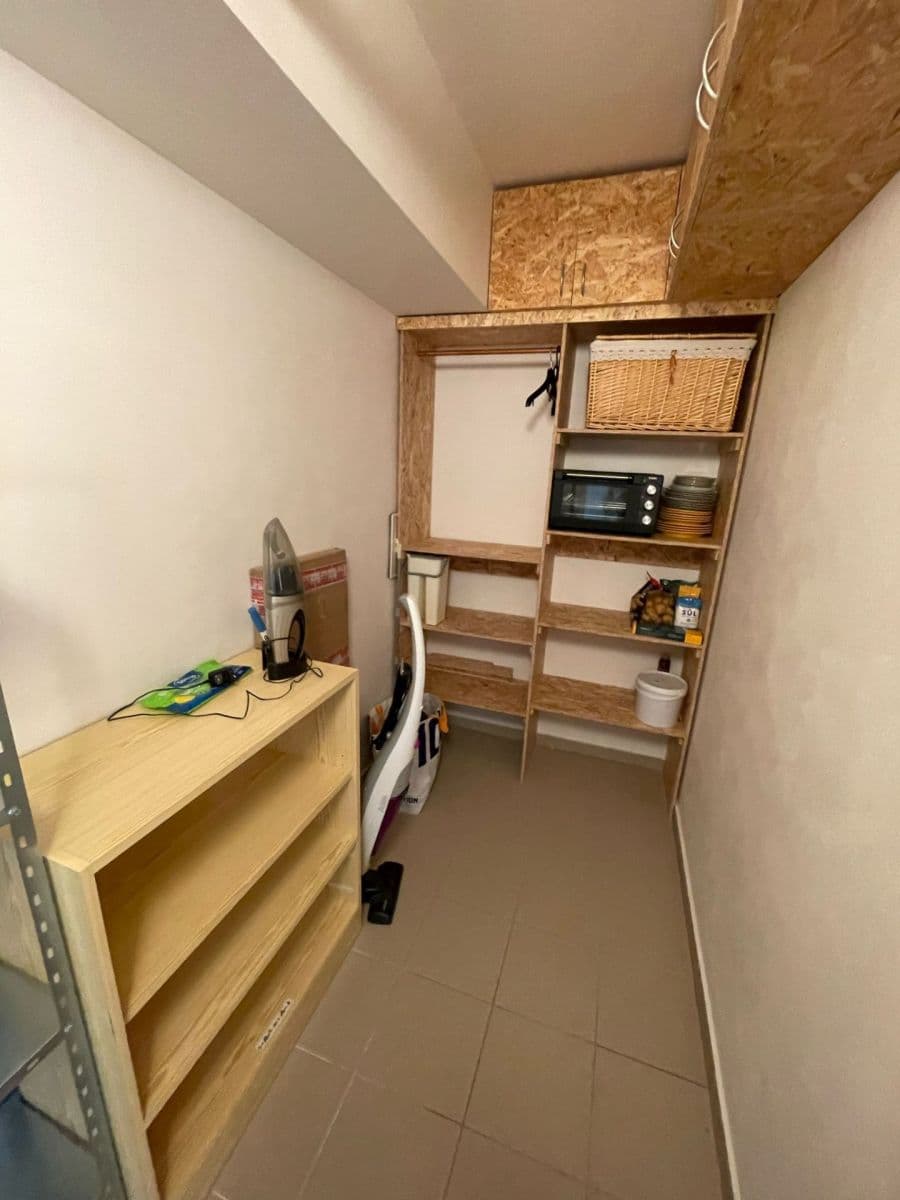 Prodej bytu 1+kk 34 m², Svatojánská, Hradec Králové, Královéhradecký kraj Prodej bytu 1+kk 34 m², Svatojánská, Hradec Králové, Královéhradecký kraj