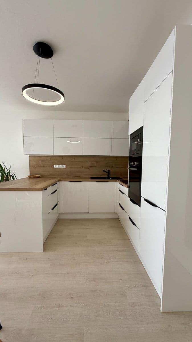 Prodej bytu 3+kk 70 m², Františka Jelena, České Budějovice, Jihočeský kraj Prodej bytu 3+kk 70 m², Františka Jelena, České Budějovice, Jihočeský kraj