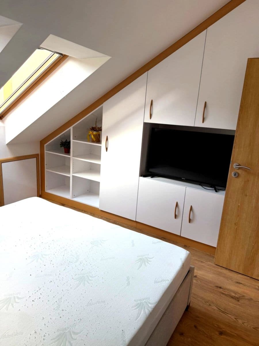 Pronájem bytu 2+kk 50 m², Sudoměřská, Praha, Praha Pronájem bytu 2+kk 50 m², Sudoměřská, Praha, Praha