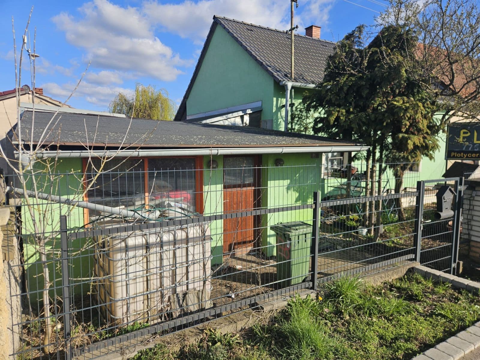 Prodej domu 55 m², pozemek 335 m², Kly, Středočeský kraj Prodej domu 55 m², pozemek 335 m², Kly, Středočeský kraj