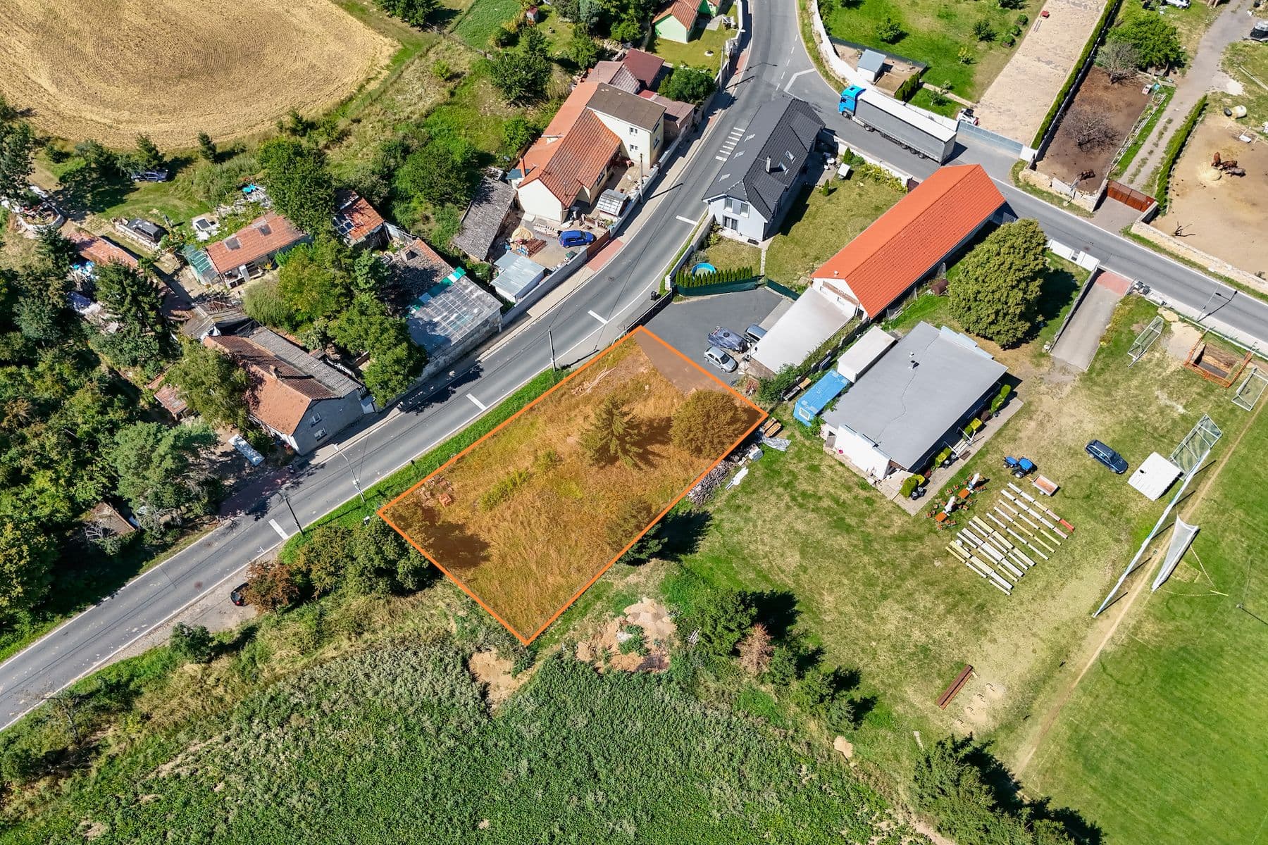Prodej pozemku 806 m², Vykáň, Středočeský kraj Prodej pozemku 806 m², Vykáň, Středočeský kraj