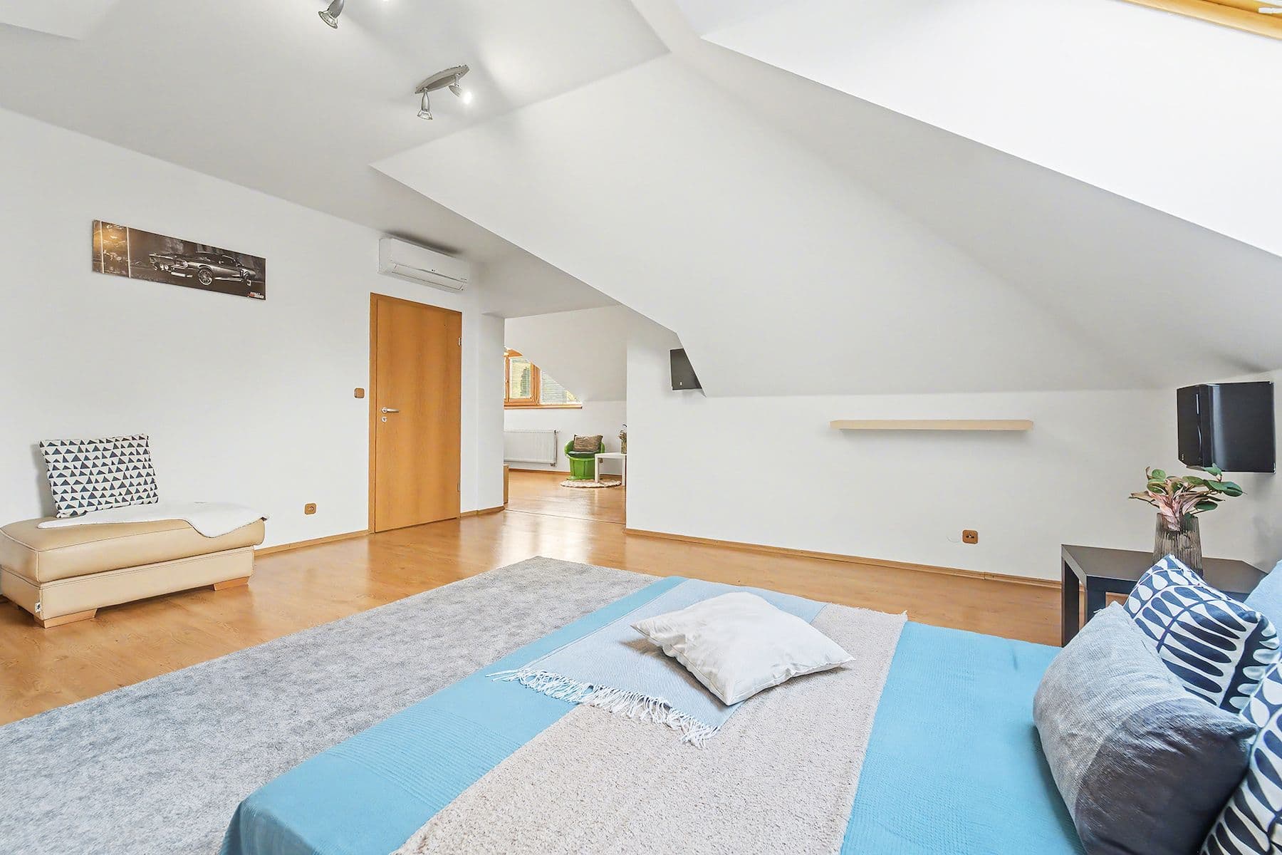 Prodej domu 400 m², pozemek 1.508 m², Jílovišťská, Praha, Praha Prodej domu 400 m², pozemek 1.508 m², Jílovišťská, Praha, Praha