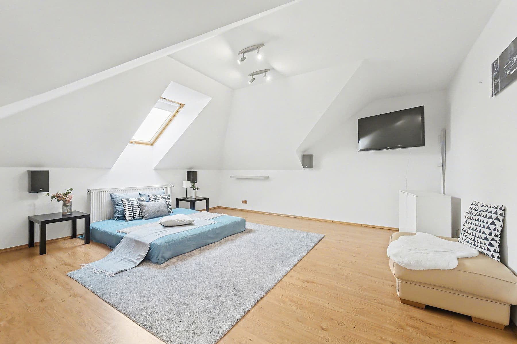 Prodej domu 400 m², pozemek 1.508 m², Jílovišťská, Praha, Praha Prodej domu 400 m², pozemek 1.508 m², Jílovišťská, Praha, Praha