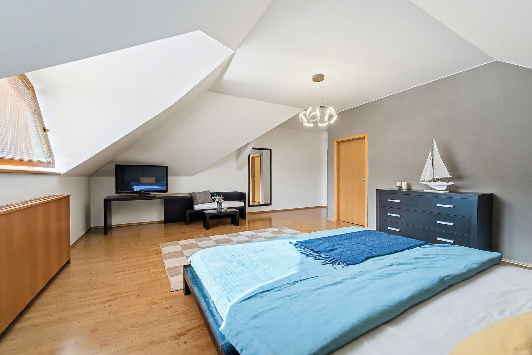 Prodej domu 400 m², pozemek 1.508 m², Jílovišťská, Praha, Praha Prodej domu 400 m², pozemek 1.508 m², Jílovišťská, Praha, Praha