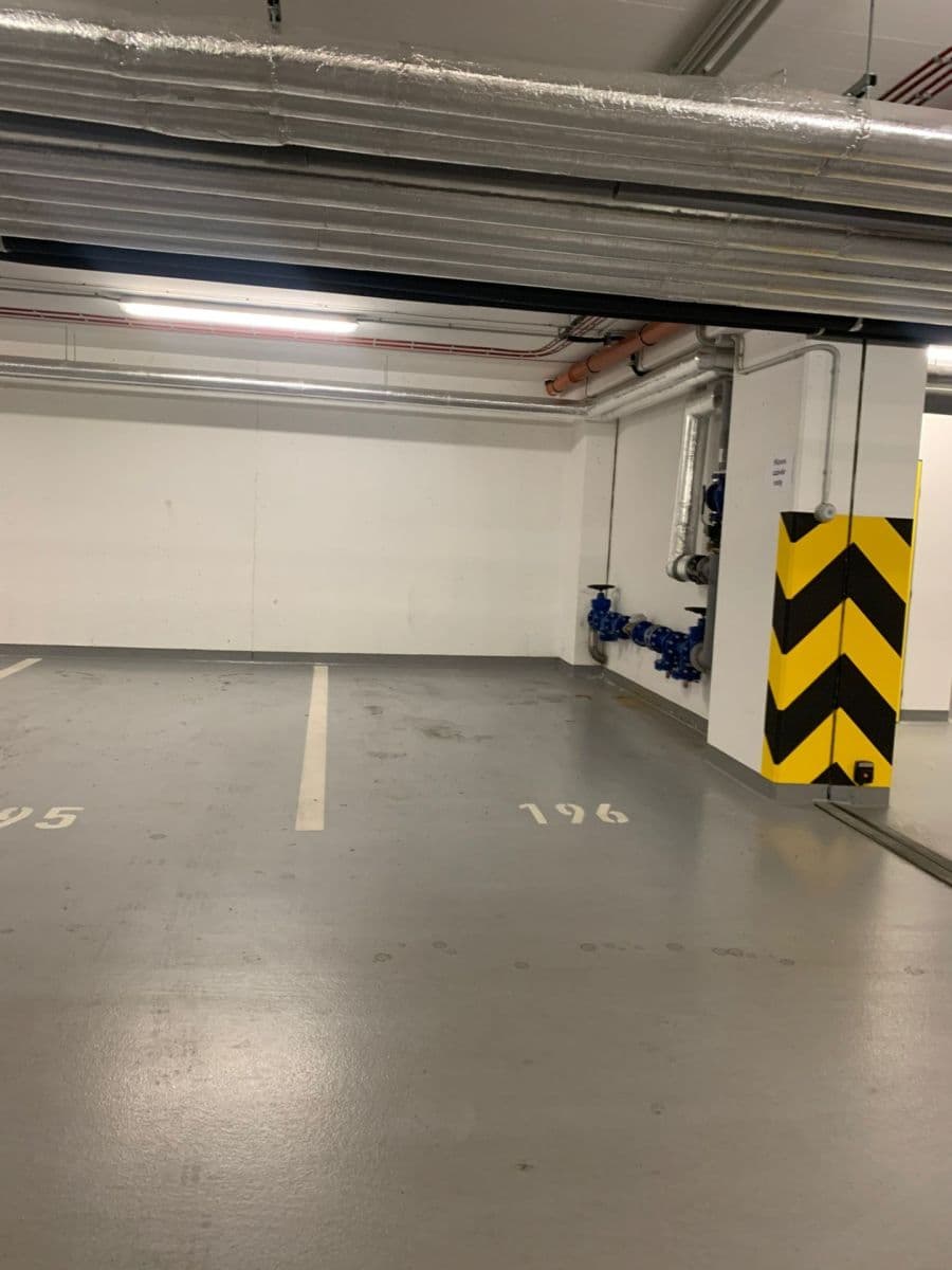 Pronájem garáže 15 m², Praha, Praha Pronájem garáže 15 m², Praha, Praha