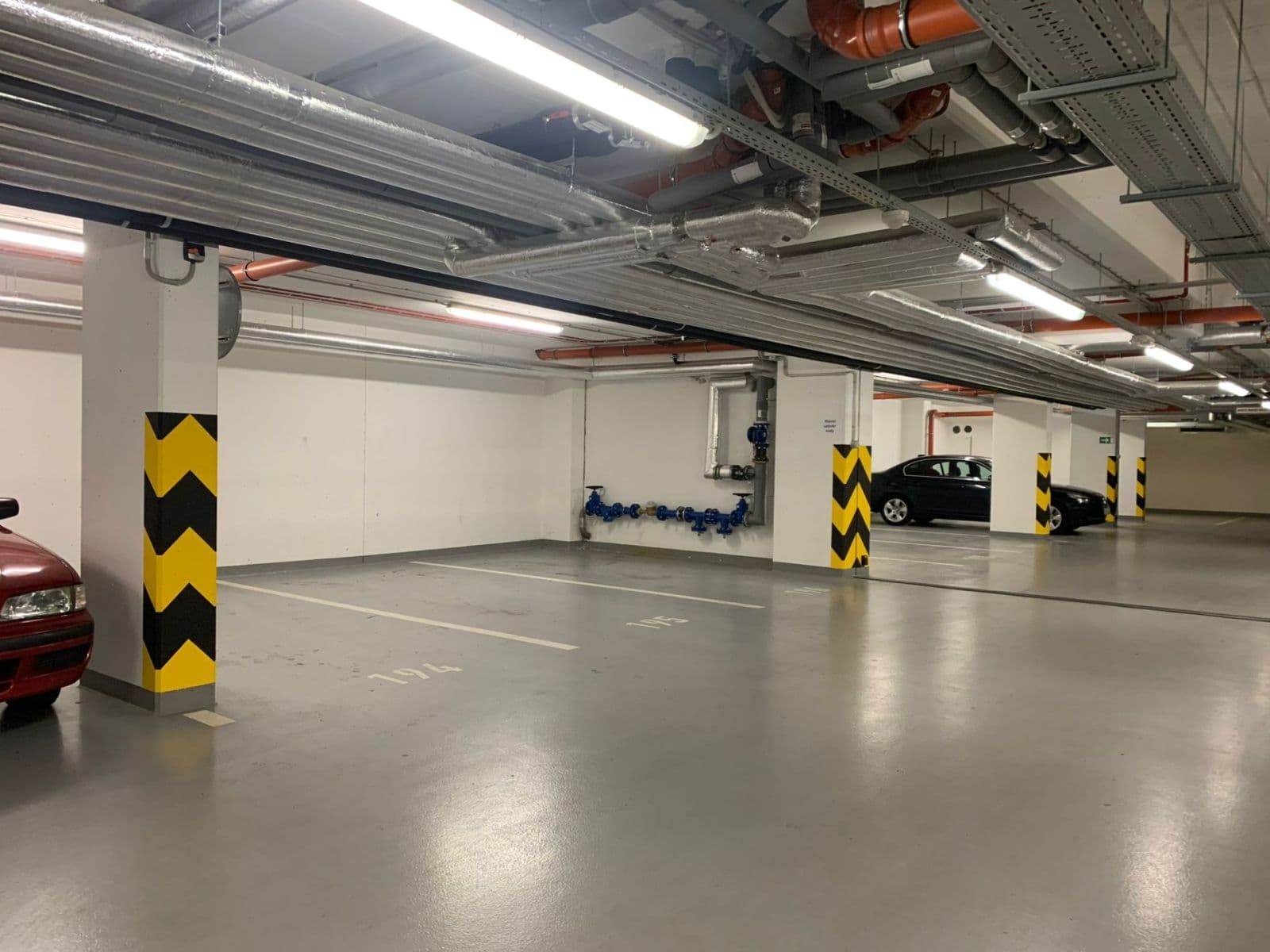 Pronájem garáže 15 m², Praha, Praha Pronájem garáže 15 m², Praha, Praha