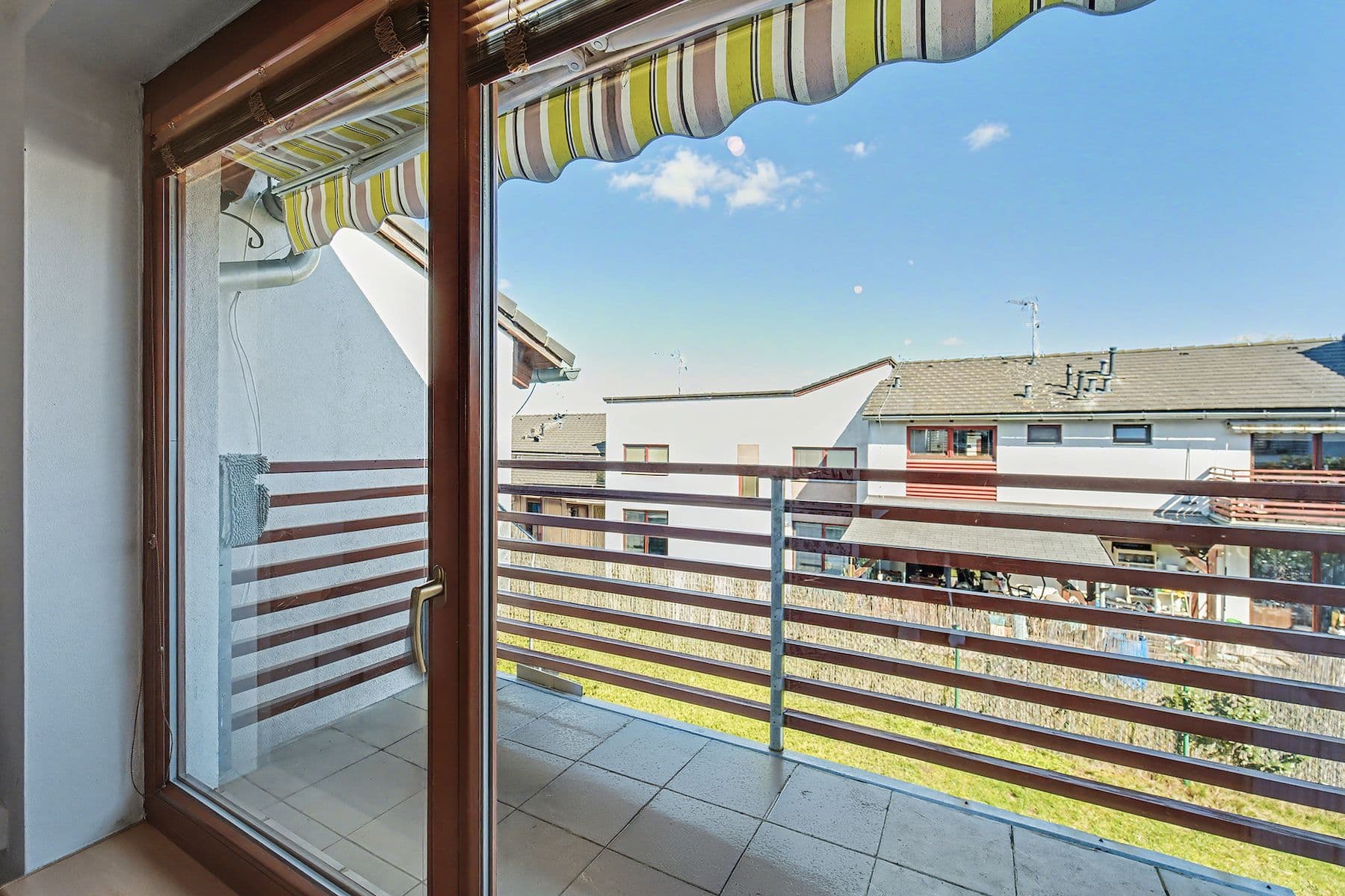 Prodej bytu 1+kk 36 m², Kosatcová, Říčany, Středočeský kraj Prodej bytu 1+kk 36 m², Kosatcová, Říčany, Středočeský kraj