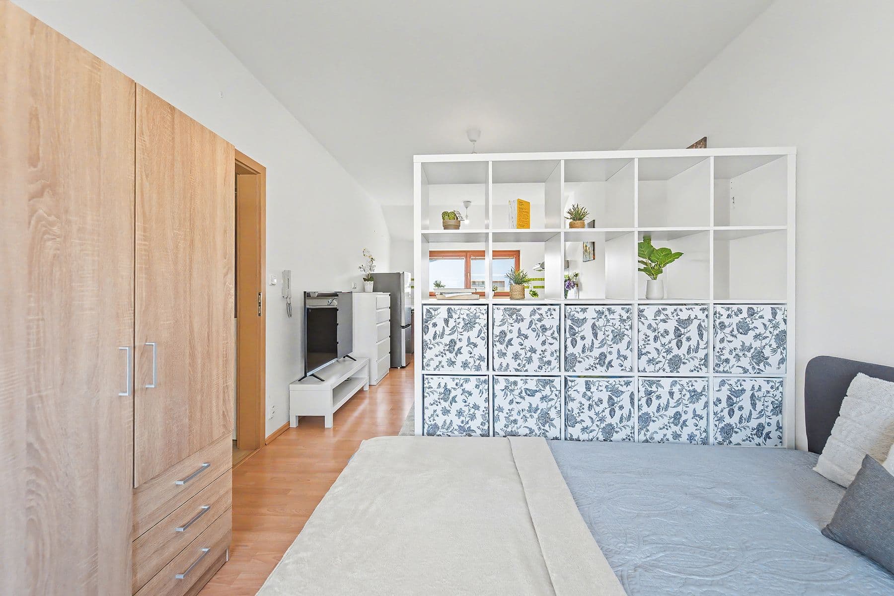 Prodej bytu 1+kk 36 m², Kosatcová, Říčany, Středočeský kraj Prodej bytu 1+kk 36 m², Kosatcová, Říčany, Středočeský kraj