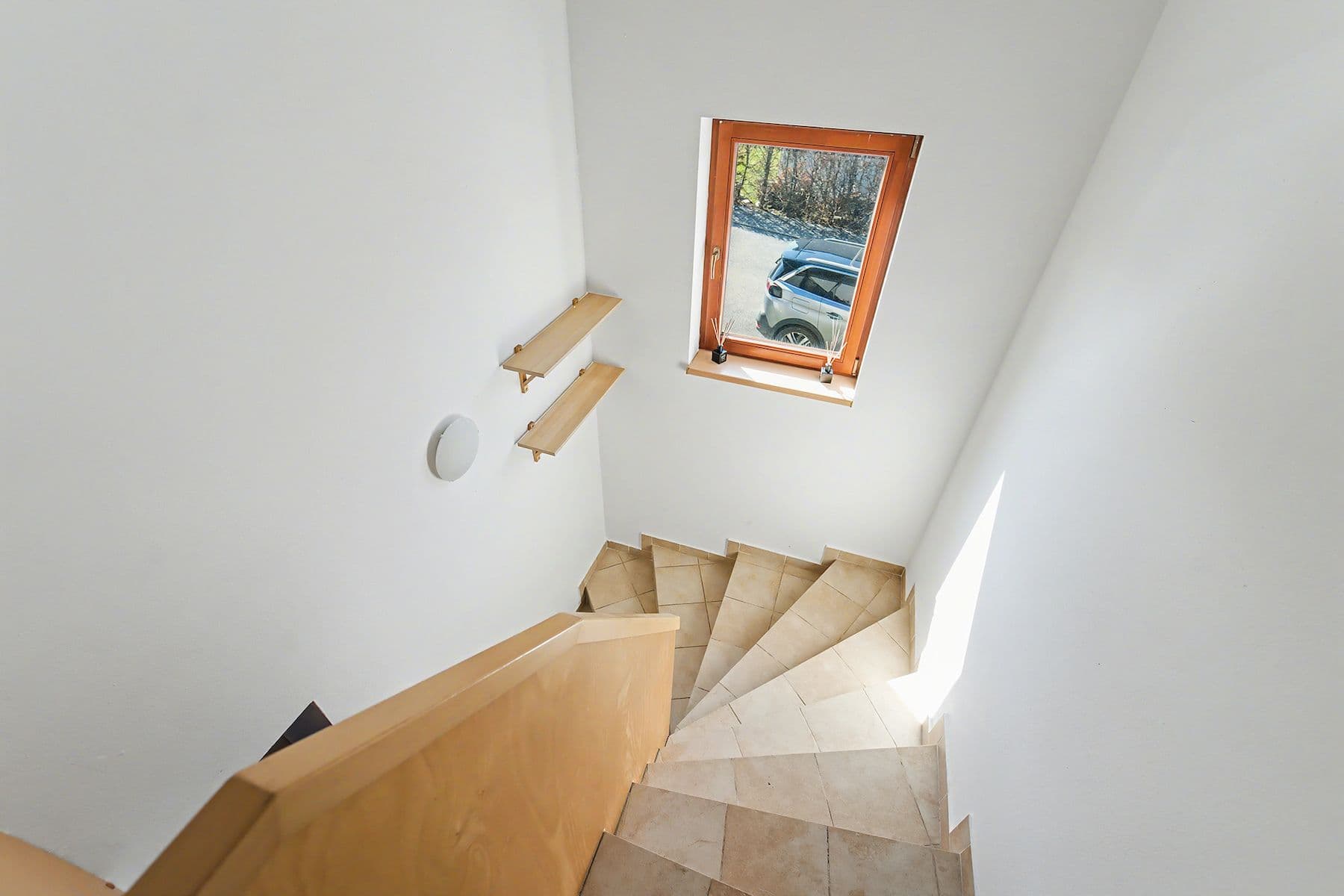 Prodej bytu 1+kk 36 m², Kosatcová, Říčany, Středočeský kraj Prodej bytu 1+kk 36 m², Kosatcová, Říčany, Středočeský kraj