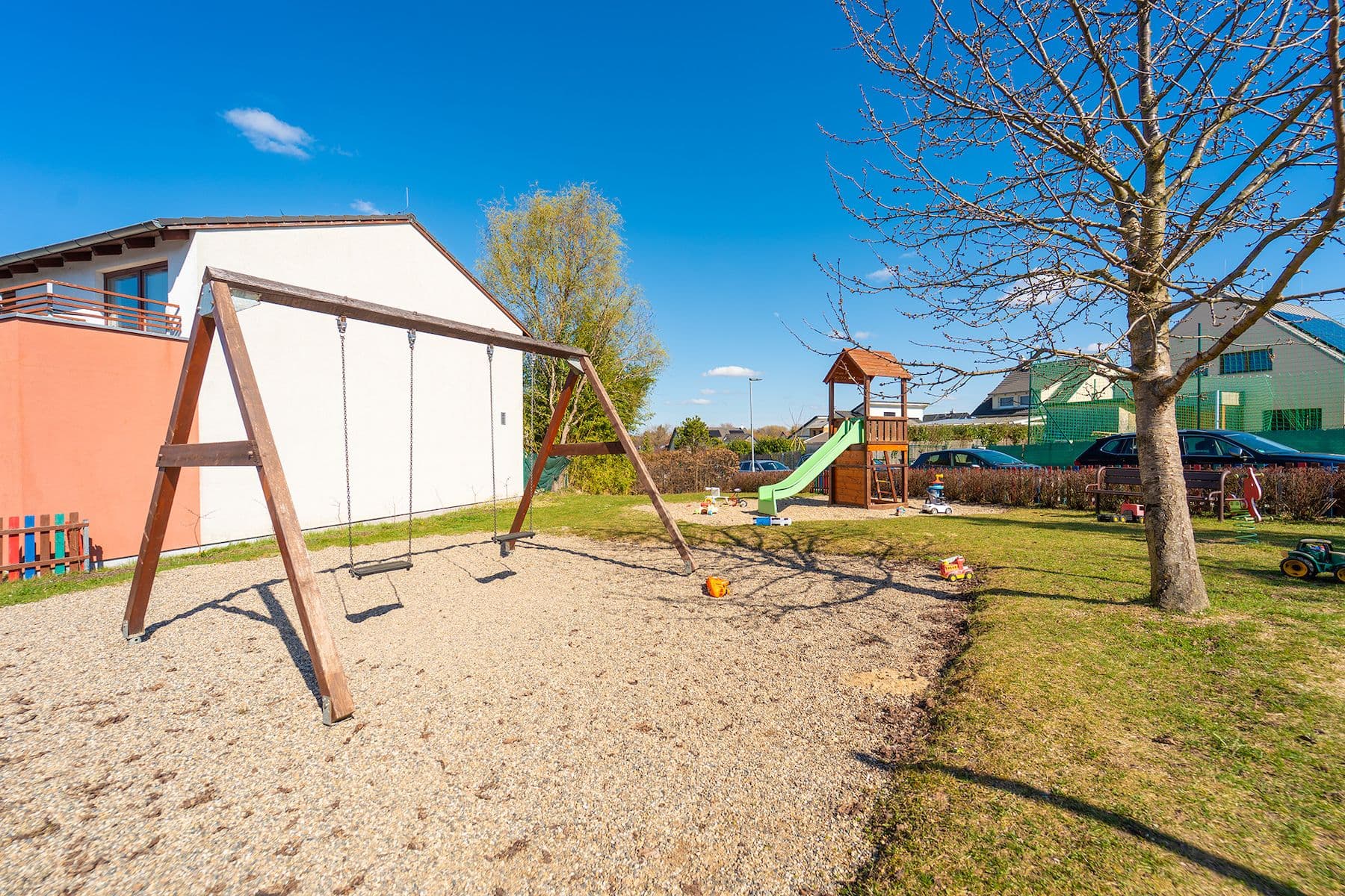 Prodej bytu 1+kk 36 m², Kosatcová, Říčany, Středočeský kraj Prodej bytu 1+kk 36 m², Kosatcová, Říčany, Středočeský kraj