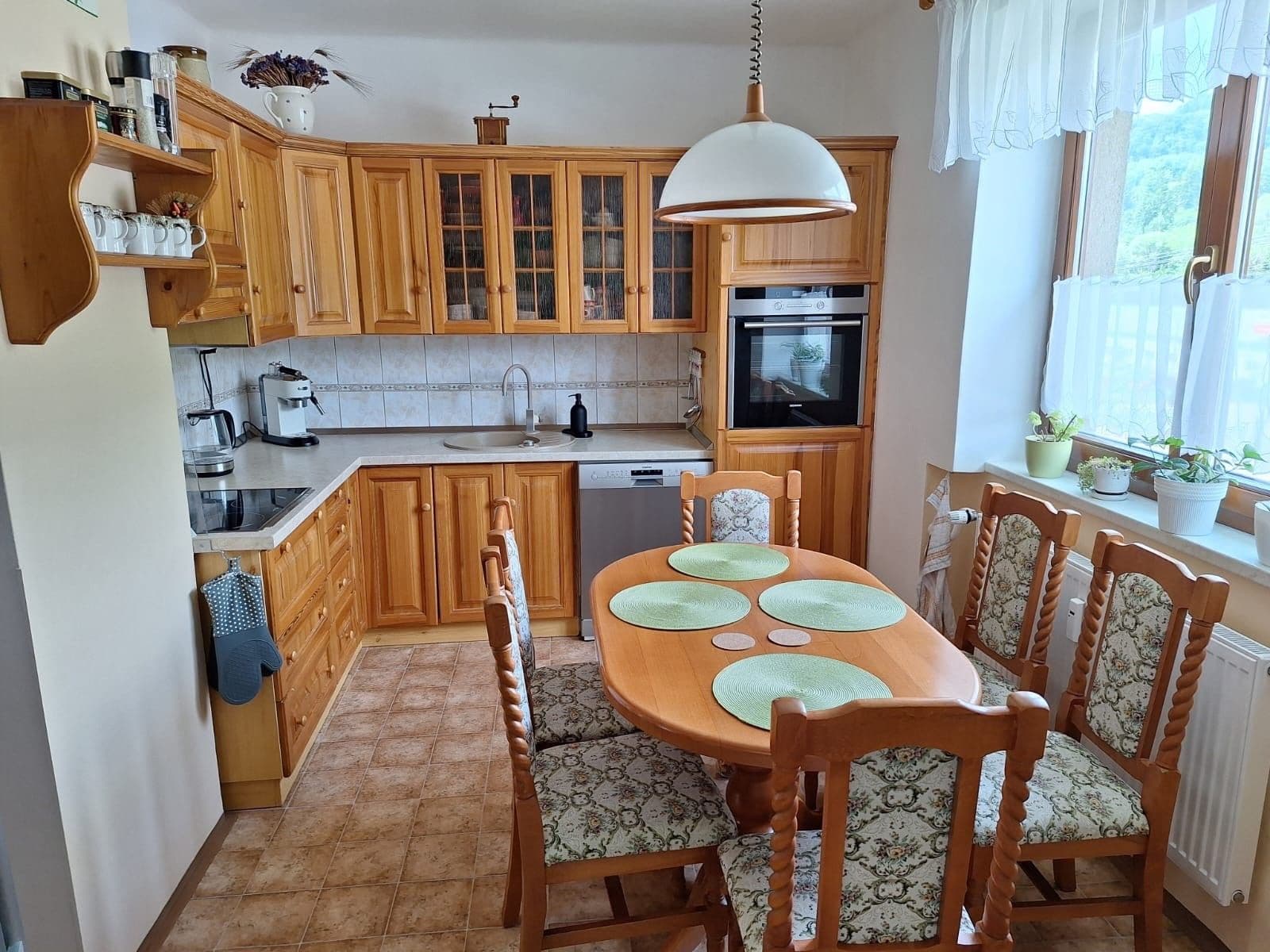 Prodej bytu 3+1 90 m², Víchová nad Jizerou, Liberecký kraj Prodej bytu 3+1 90 m², Víchová nad Jizerou, Liberecký kraj