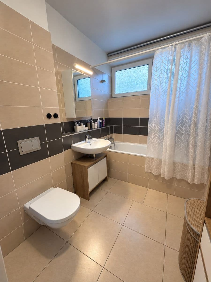 Pronájem bytu 2+kk 51 m², Rižská, Praha, Praha Pronájem bytu 2+kk 51 m², Rižská, Praha, Praha