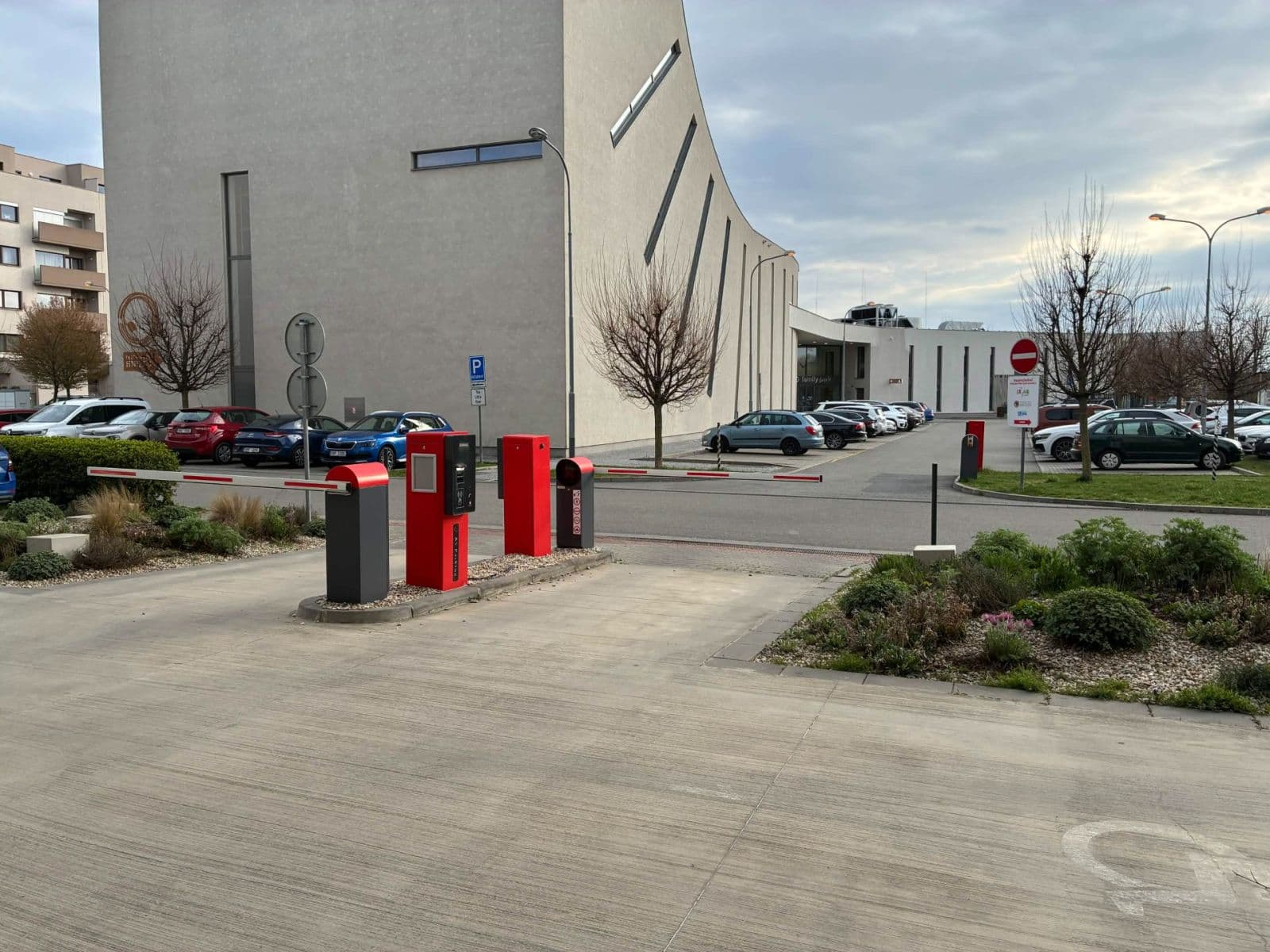 Prodej garáže 13 m², Kigginsova, Brno, Jihomoravský kraj Prodej garáže 13 m², Kigginsova, Brno, Jihomoravský kraj